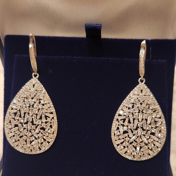 Large Pear Shape Drop Earrings - Picture 10 of 10